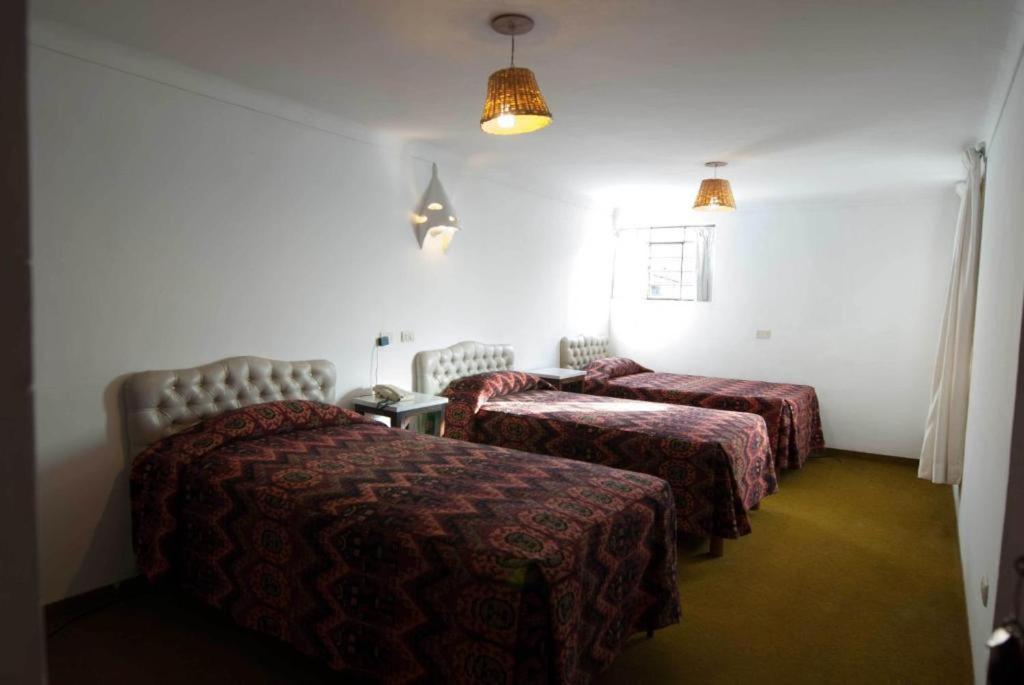 Hotel Whitehouse 2*